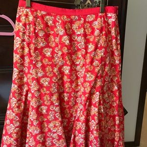 Red/orange floral Old Navy skirt.